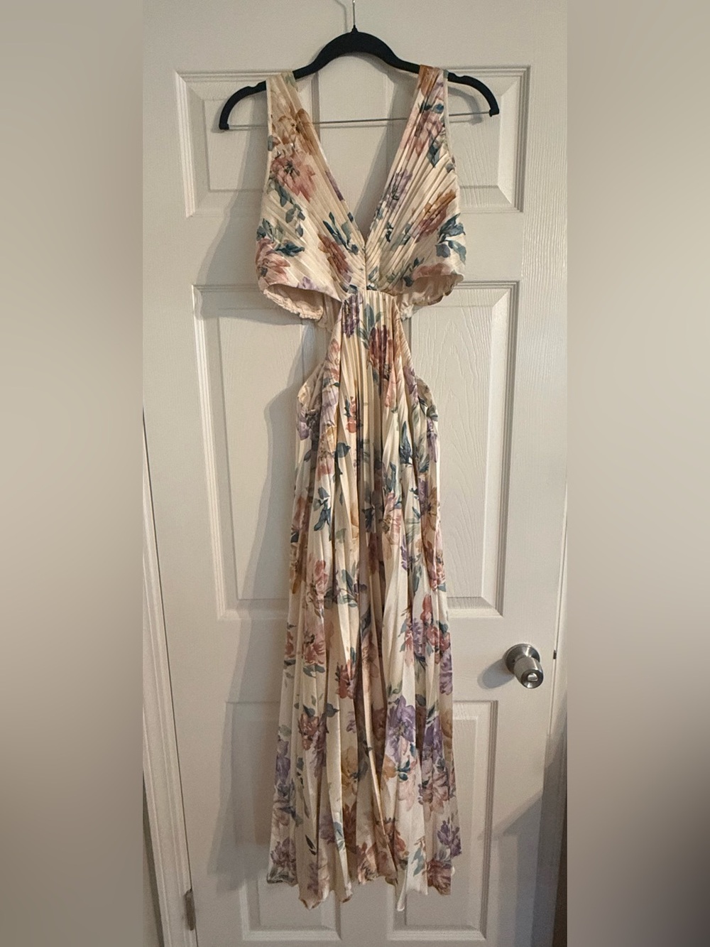 Floral Cream A&F Maxi Dress with Pastel Print